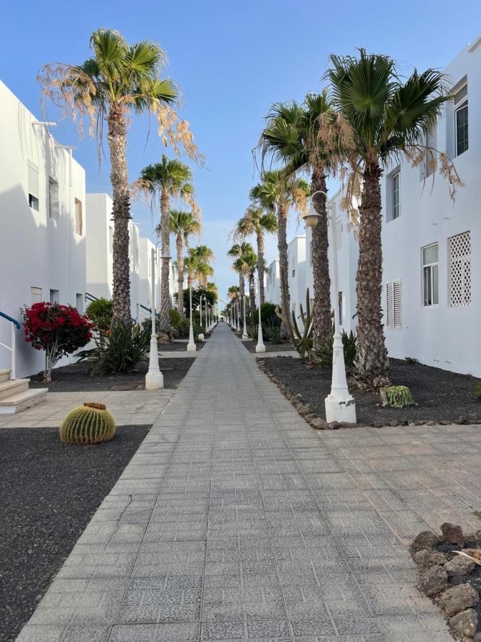 Oasis Montana Roja Apartment Playa Blanca  Exterior photo